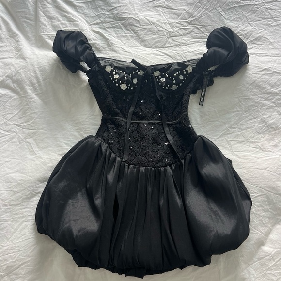 Black Off-Shoulder Mini Dress - Picture 1 of 8